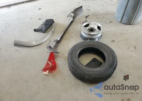 1998 Ford Explorer from USA, damaged, VIN 1FMDU24E2VUC44414